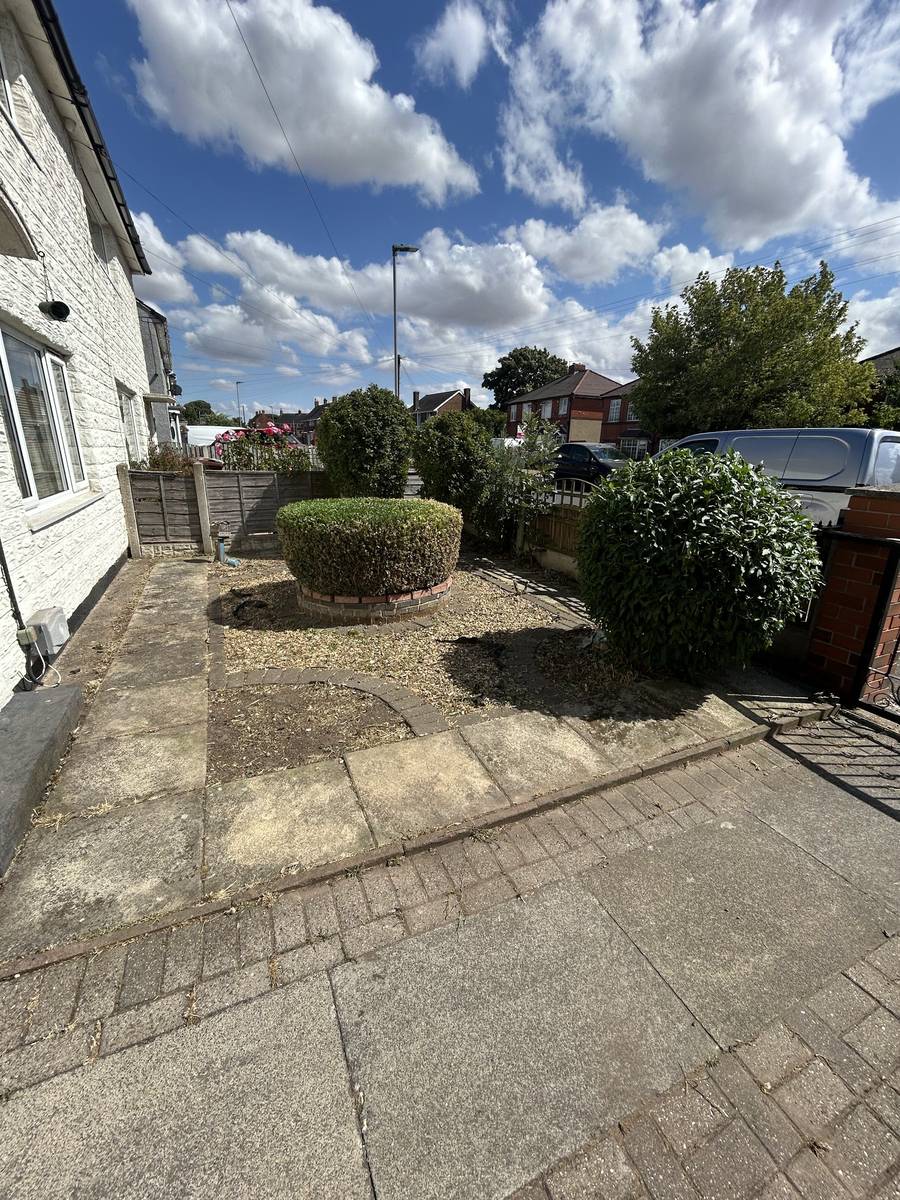 A garden cleared and tidied by Mills Maintenance